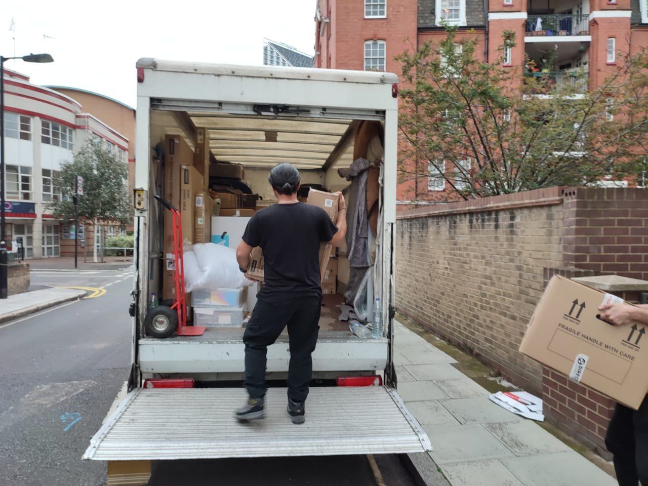 Traslochi Bologna, Sgomberi Mobili Bologna, Montaggio mobili Bologna